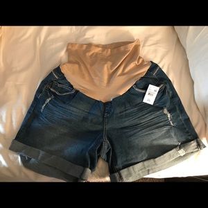 Plus size Maternity Jean Shorts